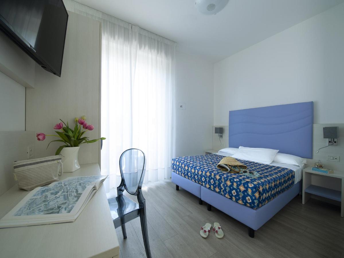 Hotel Pillon Bibione Luaran gambar