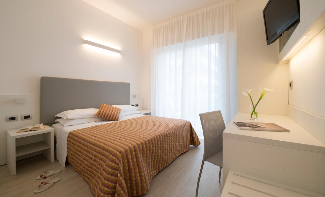 Hotel Pillon Bibione Luaran gambar