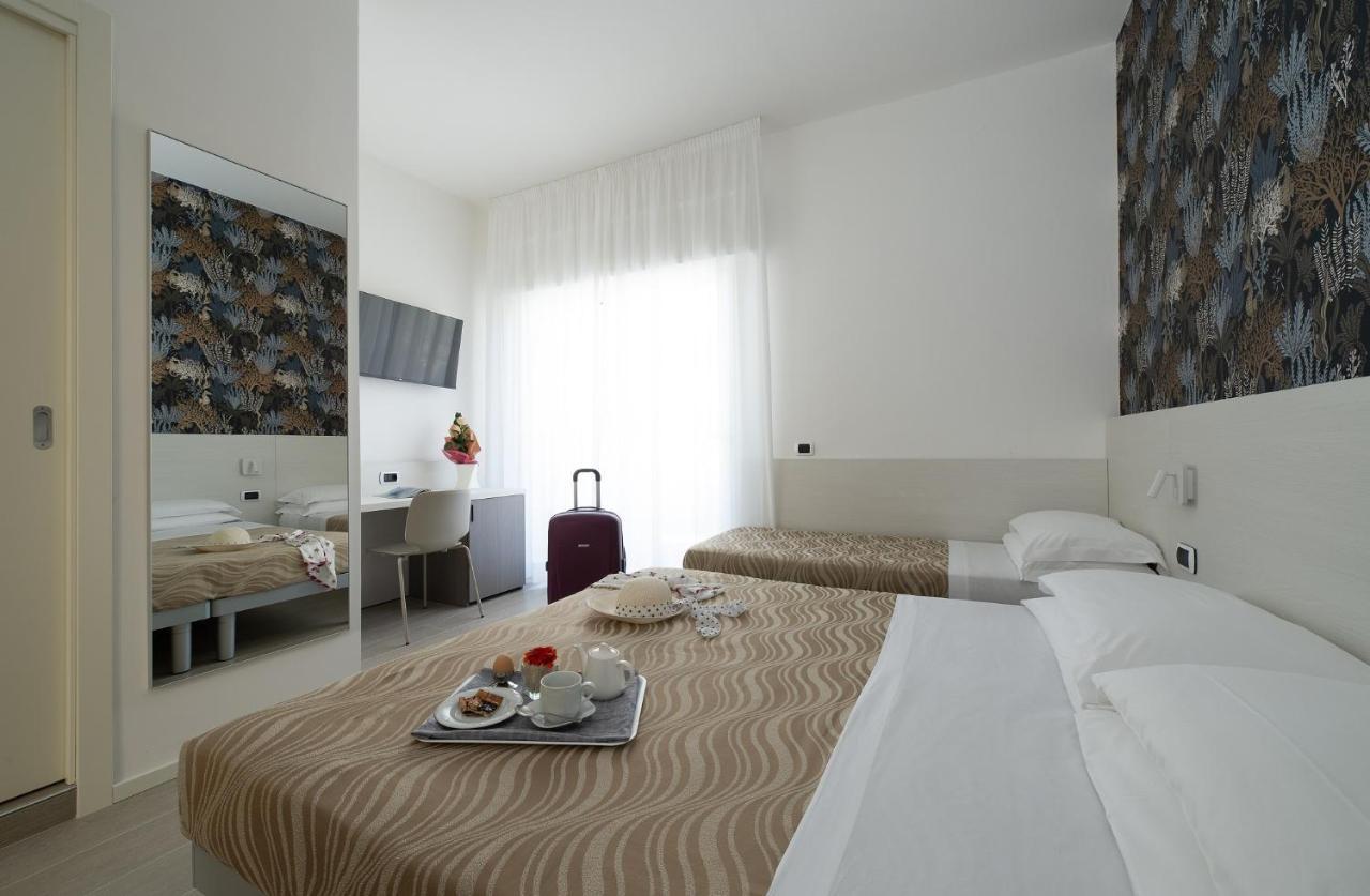 Hotel Pillon Bibione Luaran gambar