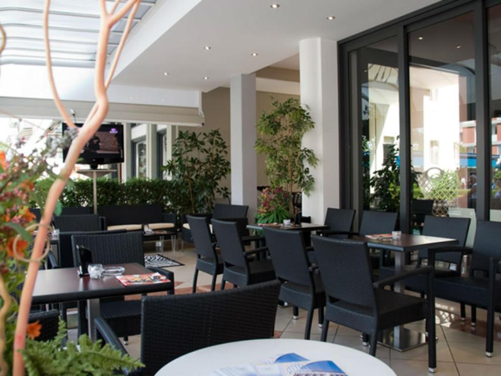 Hotel Pillon Bibione Luaran gambar
