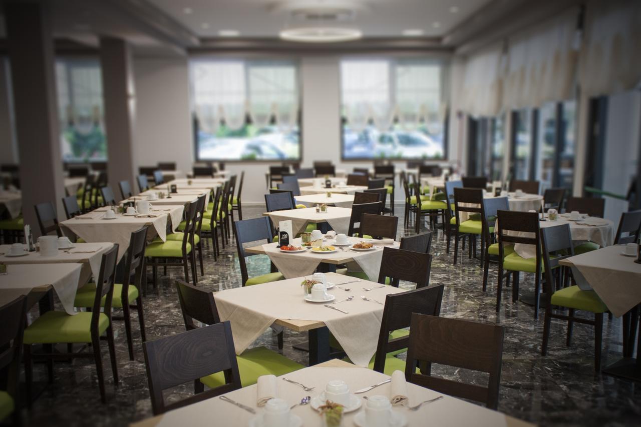 Hotel Pillon Bibione Luaran gambar